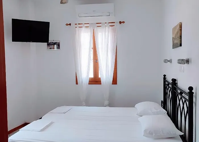 Maroudas Stavros Apartman *