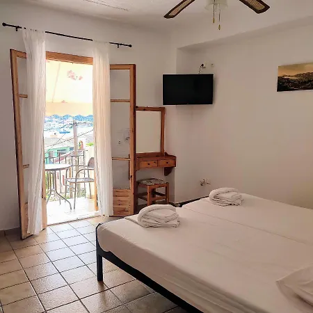 Apartment Maroudas Stavros